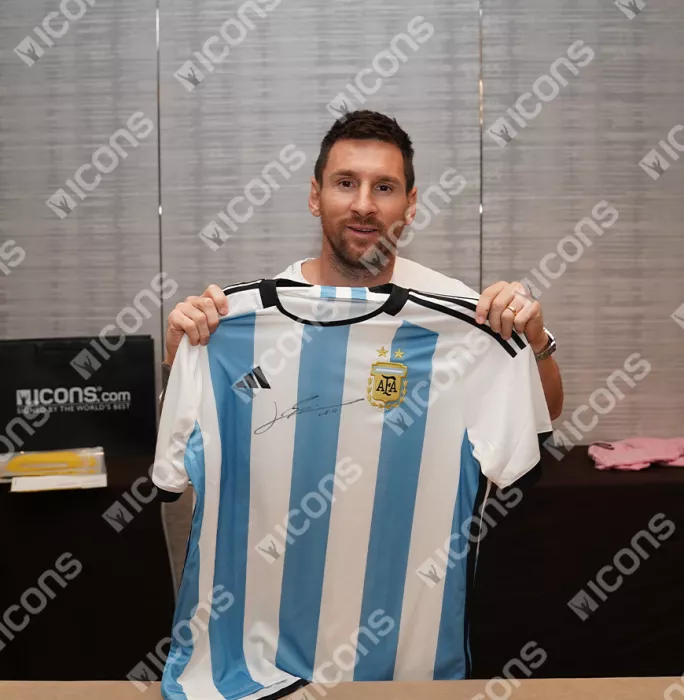 Icons Lionel Messi Official 2022 FIFA World Cup™ Front Signed And Hero Framed Argentina 2022 Home Shirt