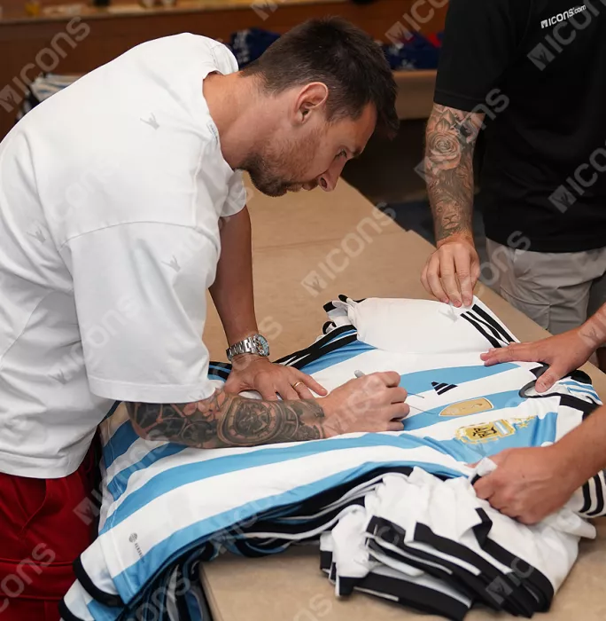 Icons Lionel Messi Official 2022 FIFA World Cup™ Front Signed And Hero Framed Argentina 2022-23 Home Shirt: 3 Star Edition