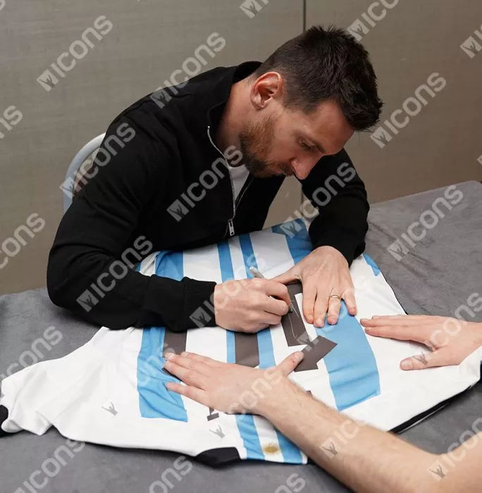Icons Lionel Messi Official Back Signed Argentina 2022-23 Home Shirt With Fan Style Numbers In Hero Frame: Option 1