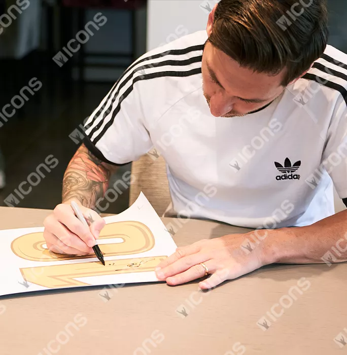 Icons Lionel Messi Official Back Signed FC Barcelona Home Shirt In Classic Frame: Nike 20-Year Anniversary Special Edition