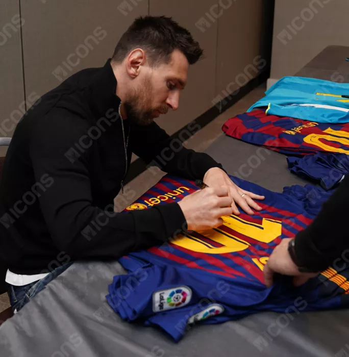 Icons Lionel Messi Official FC Barcelona Back Signed And Framed 2018-19 Home Shirt