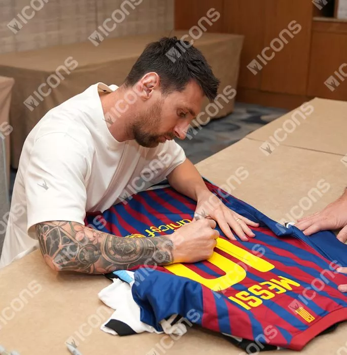 Icons Lionel Messi Official FC Barcelona Official Back Signed And Framed 2011-12 Home Shirt