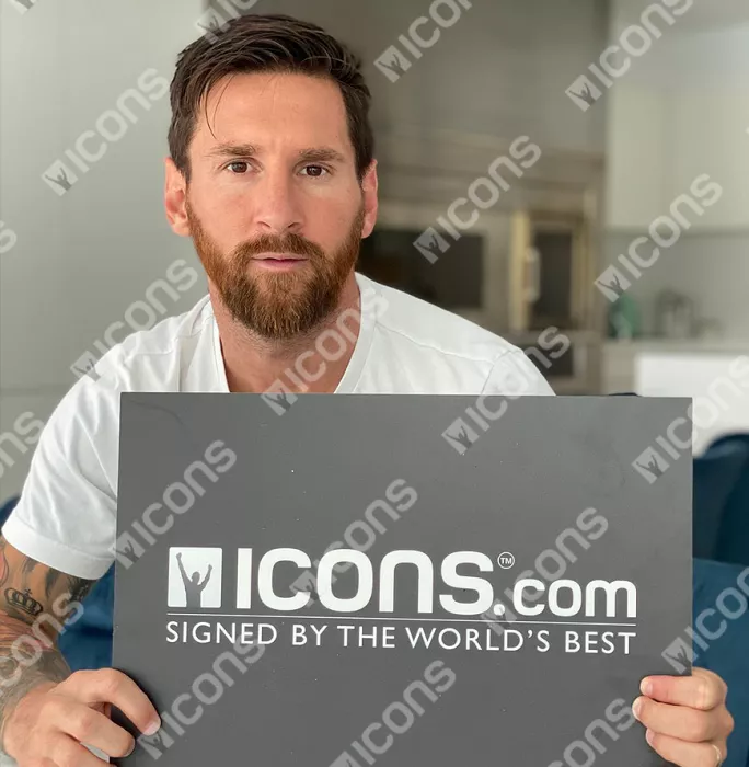 Icons Lionel Messi Official Front Signed Argentina 2019-20 Home Shirt In Hero Frame: 2021 Copa America Winner Option 2