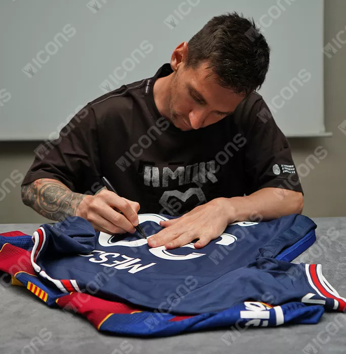 Icons Lionel Messi Official Paris Saint-Germain Back Signed And Framed 2021-22 Home Shirt: Icon Edition