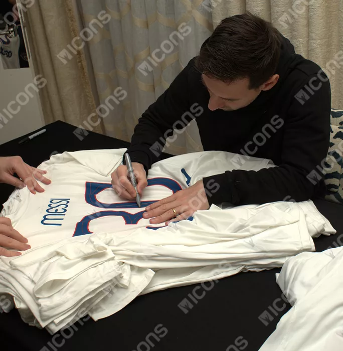 Icons Lionel Messi Official Paris Saint-Germain Back Signed And Framed White Fan Shirt
