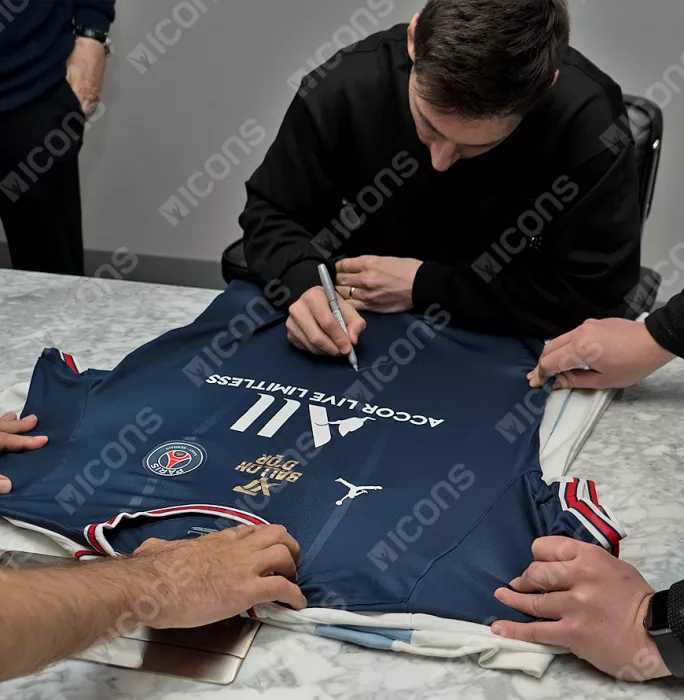 Icons Lionel Messi Official Paris Saint-Germain Front Signed And Framed 2021-22 Home Shirt: 7x Ballon D'Or Winner