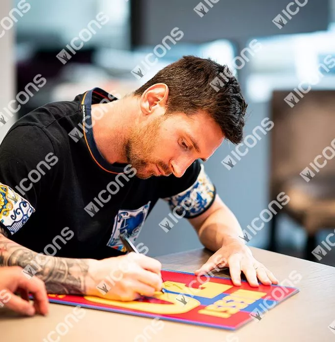 Icons Lionel Messi Official Signed FC Barcelona 2005-06 Shirt Print In Black Wooden Frame: Limited Edition 'Messi 30'