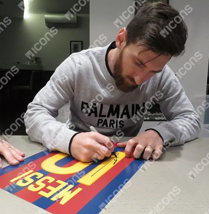 Icons Lionel Messi Official Signed FC Barcelona 2011-12 Shirt Print In Black Wooden Frame: Limited Edition 'Messi 10'