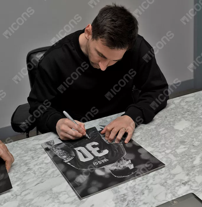 Icons Lionel Messi Official Signed Tribute Artwork In Black Wooden Frame: Parisian Icon