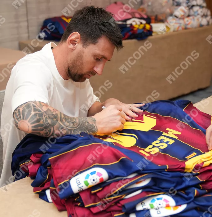 Icons Lionel Messi Official UEFA Champions League Official Back Signed And Framed FC Barcelona 2020-2021 Home Shirt