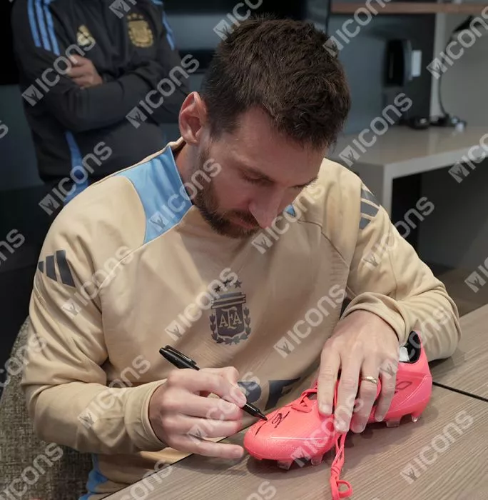 Icons Lionel Messi Signed Adidas F50 Pro FG Firm Ground Boot In Bubble Frame: Option 1