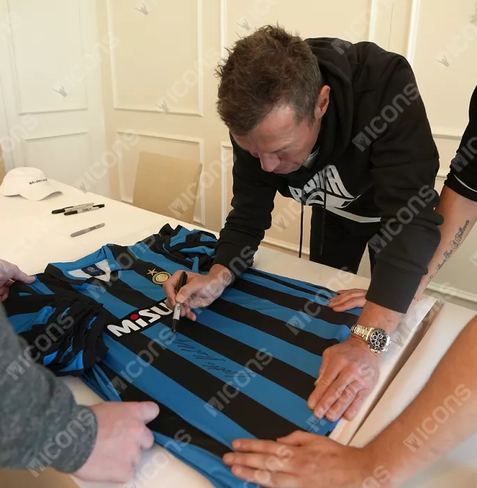 Icons Lothar Matthaus Front Signed Internazionale 1990 Home Shirt In Classic Frame