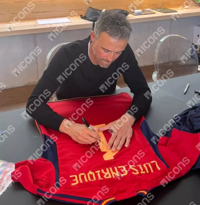 Icons Luis Enrique Official 2022 FIFA World Cup™ Back Signed And Hero Framed Spain 2022 Home Shirt With Fan Style Numbers