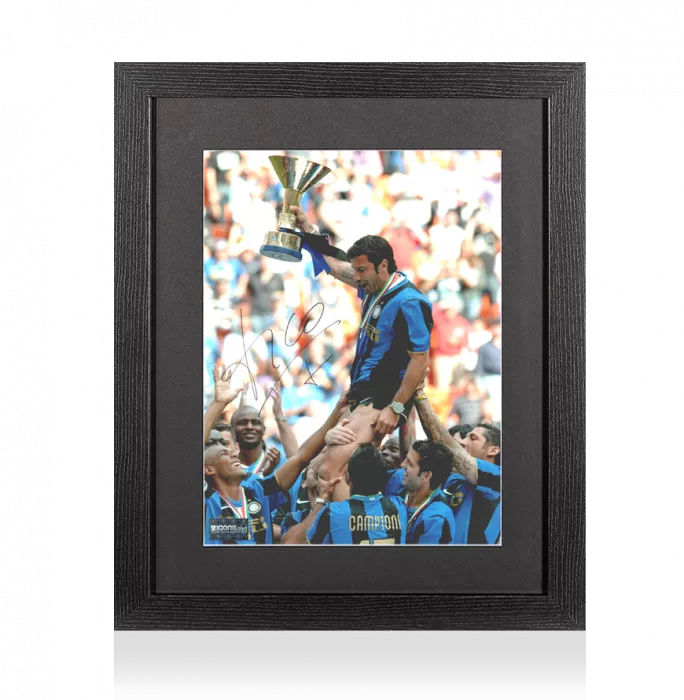 icons Luis Figo Signed Internazionale Photo In Black Wooden Frame: 2008-09 Scudetto Winner