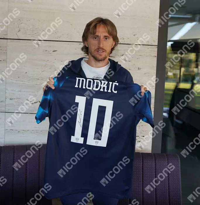 Icons Luka Modric Back Signed Croatia 2022-23 Away Shirt