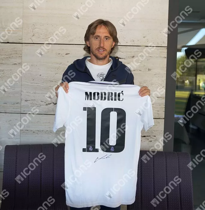 Icons Luka Modric Back Signed Real Madrid 2022-23 Home Shirt