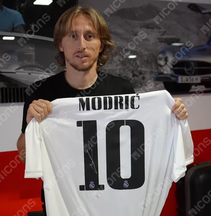 Icons Luka Modric Back Signed Real Madrid 2022-23 Home Shirt In Hero Frame: Option 1
