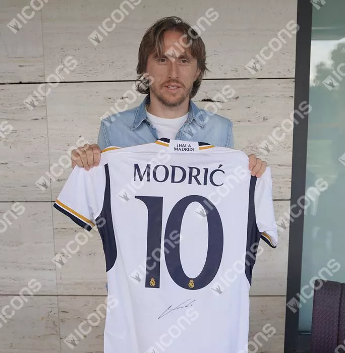 Icons Luka Modric Back Signed Real Madrid 2023-24 Home Shirt
