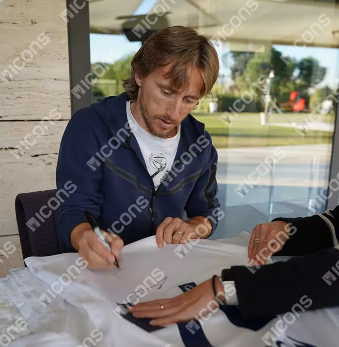 Icons Luka Modric Back Signed Tottenham Hotspur 2021-22 Home Shirt In Deluxe Packaging