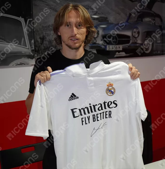 Icons Luka Modric Front Signed Real Madrid 2022-23 Home Shirt In Classic Frame