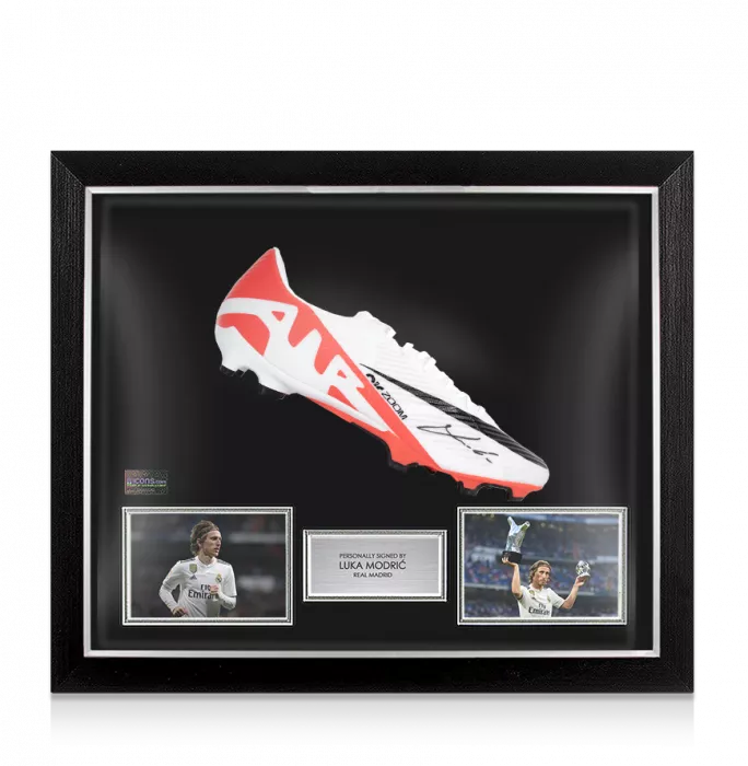 icons Luka Modric Signed Nike Mercurial Vapor Boot In Bubble Frame: Option 1