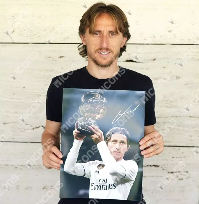 Icons Luka Modric Signed Real Madrid Photo In Black Wooden Frame: 2018 Ballon D'Or Winner
