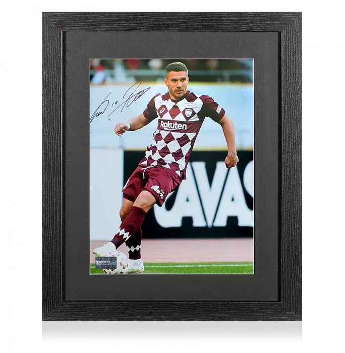 icons Lukas Podolski Signed Vissel Kobe Photo In Black Wooden Frame