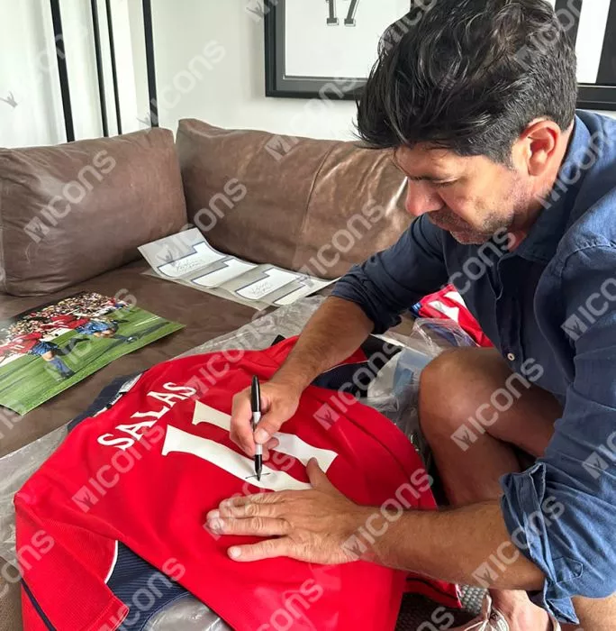 Icons Marcelo Salas Official FIFA World Cup™ Back Signed And Hero Framed Chile 2000-01 Home Shirt
