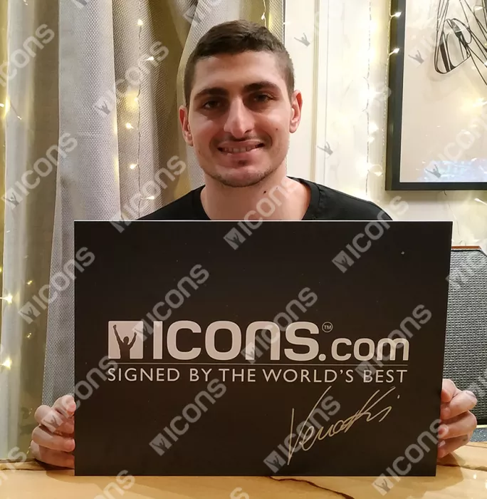 Icons Marco Verratti Back Signed Paris Saint-Germain 2020-21 Home Shirt In Hero Frame: Option 1