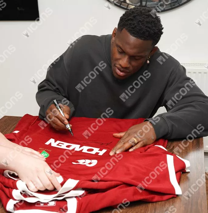 Icons Maro Itoje Front Signed British & Irish Lions 2025 Shirt In Classic Frame