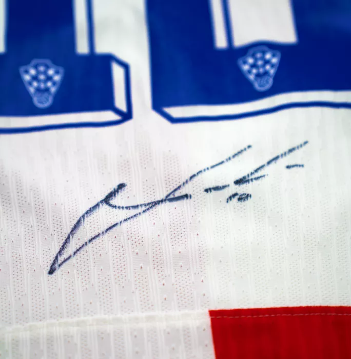 Icons MATCH ISSUE Luka Modric Back Signed Croatia 2024 Home Shirt In Deluxe Packaging