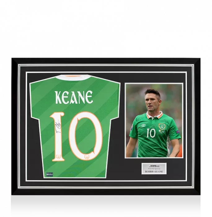 icons MATCH ISSUE Robbie Keane Back Signed Republic of Ireland 2016-17 Home Shirt Home Shirt In Hero Frame: Option 1