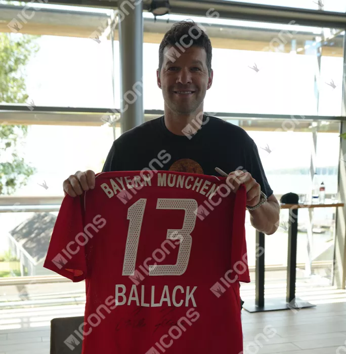 Icons Michael Ballack Back Signed FC Bayern Munich 2005-06 Home Shirt In Deluxe Packaging