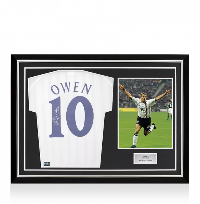 icons Michael Owen Signed England 2002 Home Shirt In Hero Frame: Option 1