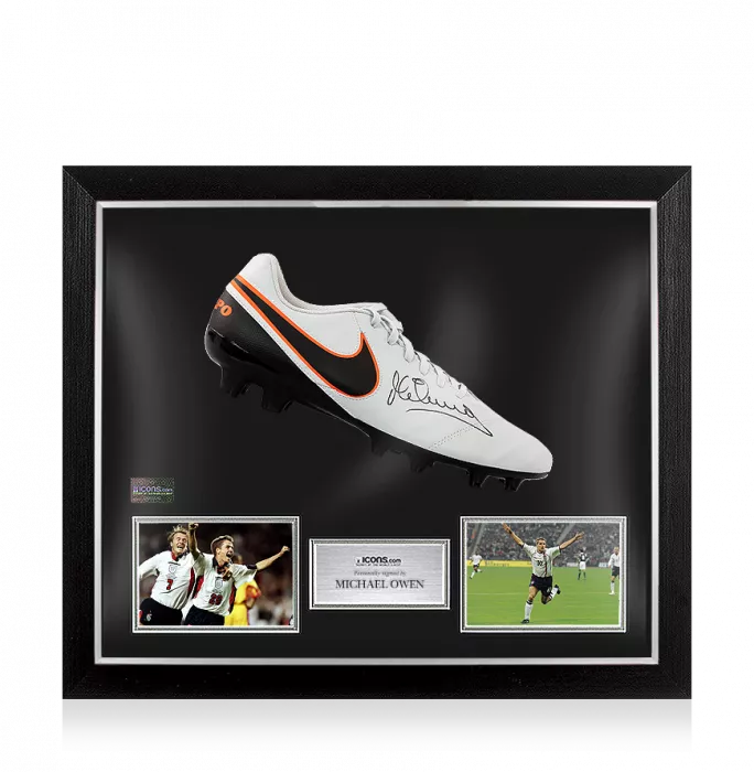 icons Michael Owen Signed Grey Nike Tiempo Boot In Bubble Frame: Option 1