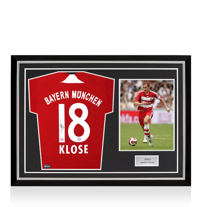 icons Miroslav Klose Back Signed FC Bayern Munich 2008-09 Home Shirt In Hero Frame: Option 1