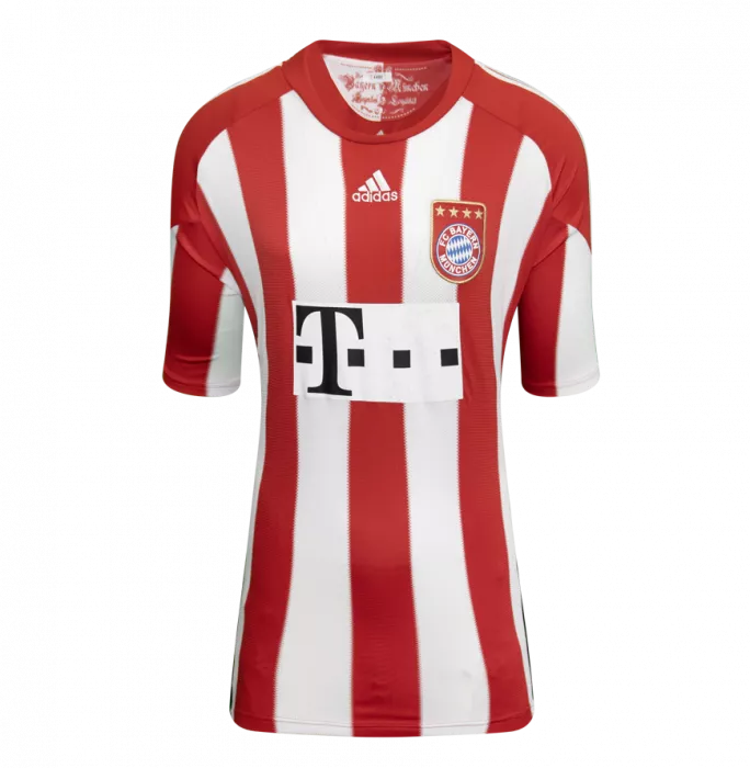 Icons Miroslav Klose Back Signed FC Bayern Munich 2010-11 Home Shirt In Hero Frame: Option 1