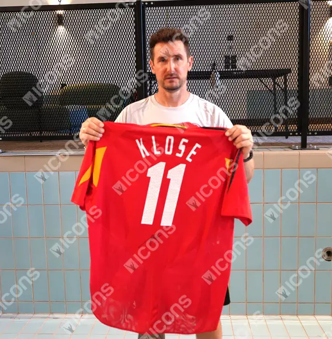 Icons Miroslav Klose Back Signed Germany 2004-06 Third Shirt In Classic Frame