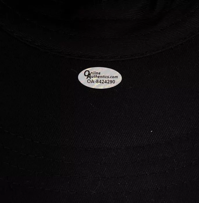 Icons Muhammad Ali Signed Cap: Ali Center (OA-8424290)