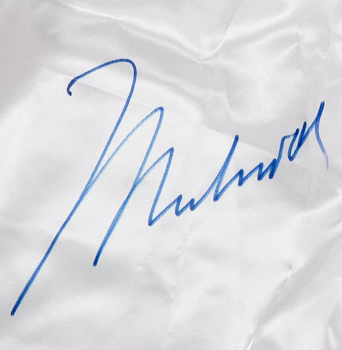 Icons Muhammad Ali Signed White Everlast Boxing Shorts: Signature Option 2