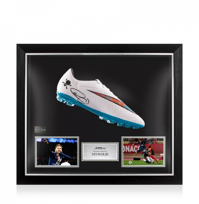 icons Neymar Jr Signed White Nike Hypervenom Boot In Bubble Frame: Option 1