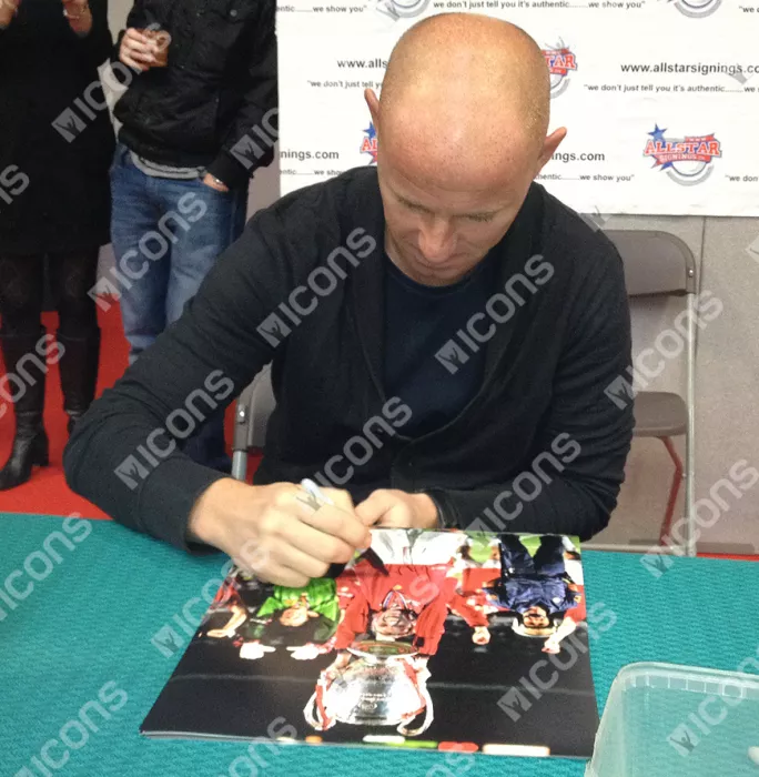 Icons Nicky Butt Signed Manchester United Photo: 1999 UEFA Champions League Winner