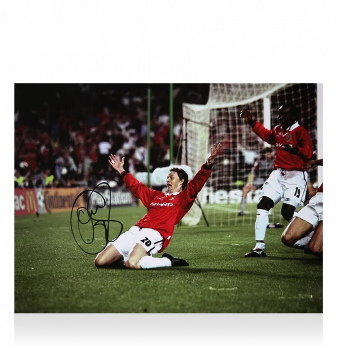 Icons Ole Gunnar Solskjaer Signed Manchester United Photo: 1999 UEFA Champions League Final Goal
