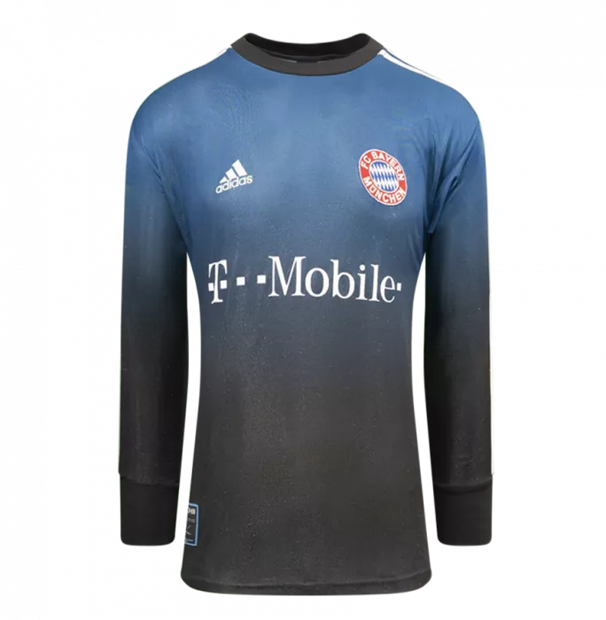 Icons Oliver Kahn Back Signed FC Bayern Munich 2002-03 Goalkeeper Shirt - Der Titan Inscription In Hero Frame: Option 1
