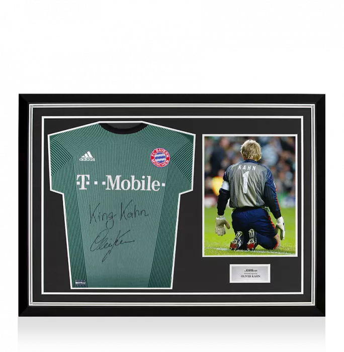 icons Oliver Kahn Front Signed FC Bayern Munich 2003-04 Goalkeeper Shirt - King Kahn Inscription In Hero Frame: Option 1
