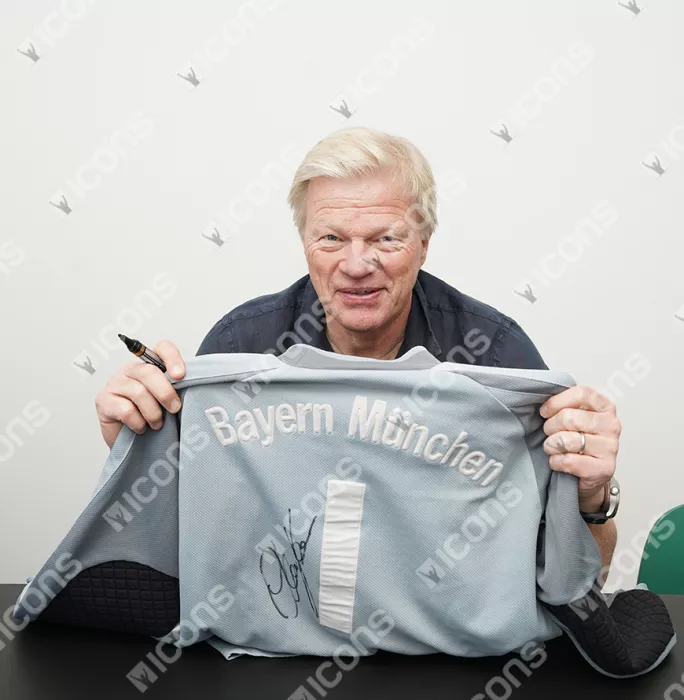 Icons Oliver Kahn Official UEFA Champions League Back Signed And Hero Framed FC Bayern Munich 2001-02 Goalkeeper Shirt