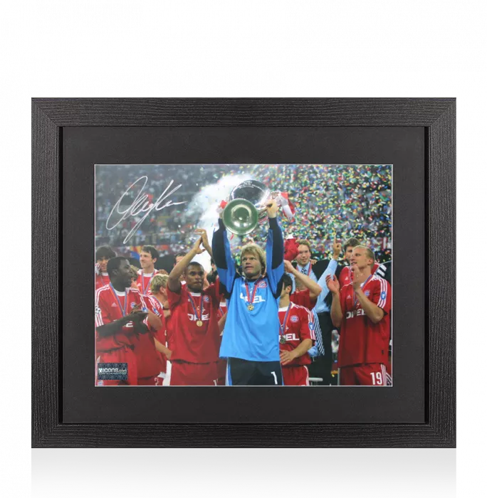 icons Oliver Kahn Signed FC Bayern Munich Photo In Black Wooden Frame: UEFA Champions League Winner