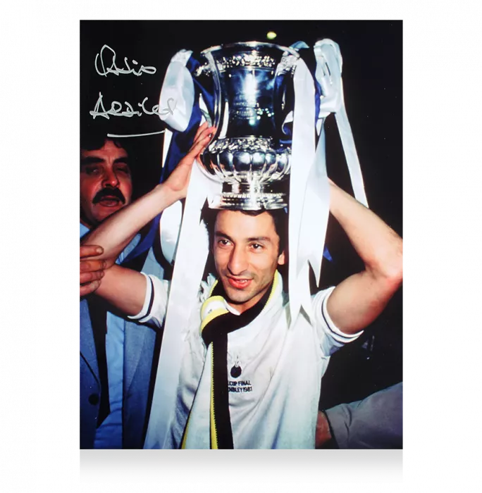 Icons Ossie Ardiles Official Tottenham Hotspur Signed And Framed FA Cup Winner Print
