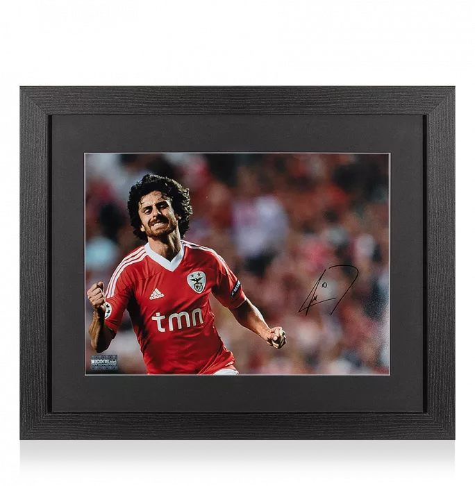 Icons Pablo Aimar Signed SL Benfica Photo In Black Wooden Frame