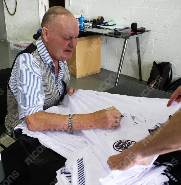 Icons Paul Gascoigne Front Signed England 1990 Home Shirt